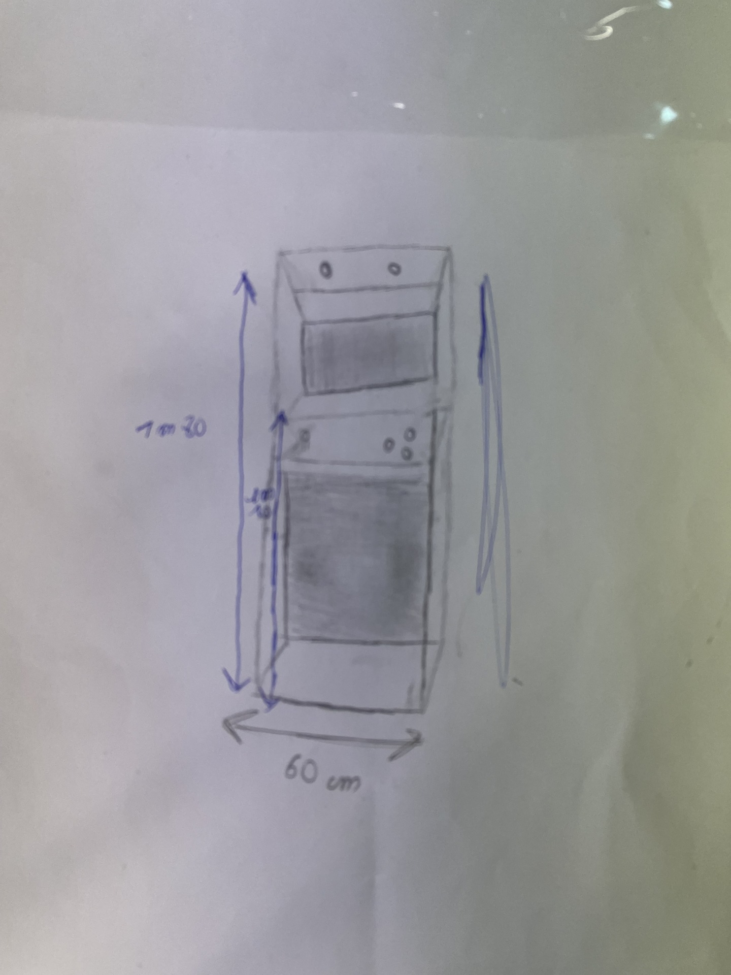 Croquis de recherche élève : proportions générales et gabarit latéral