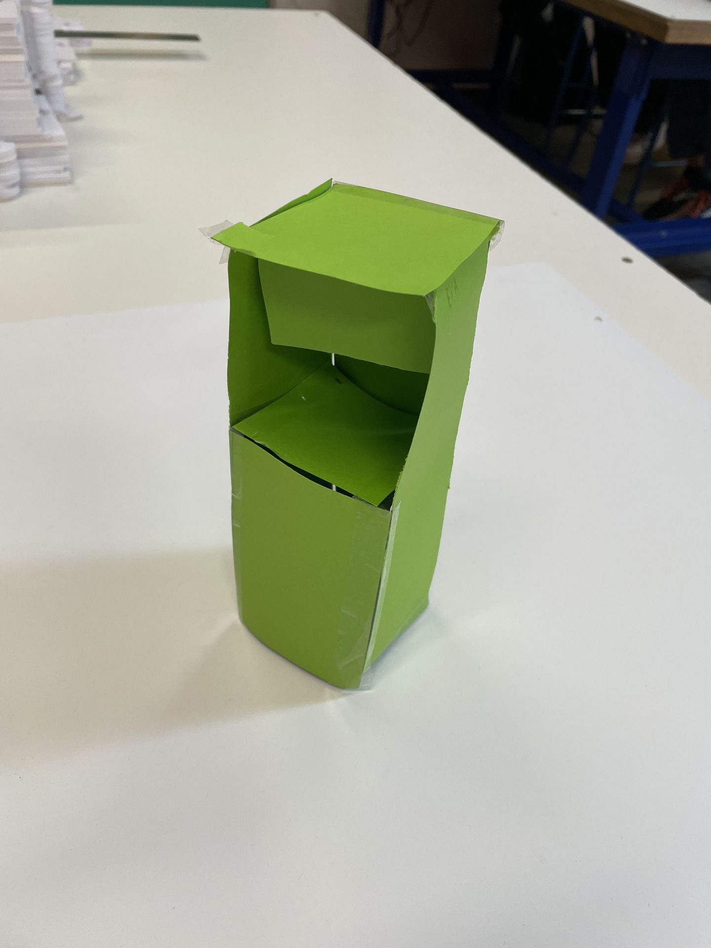 Prototypage volumique : maquette d'étude en carton échelle réduite (Groupe Vert)