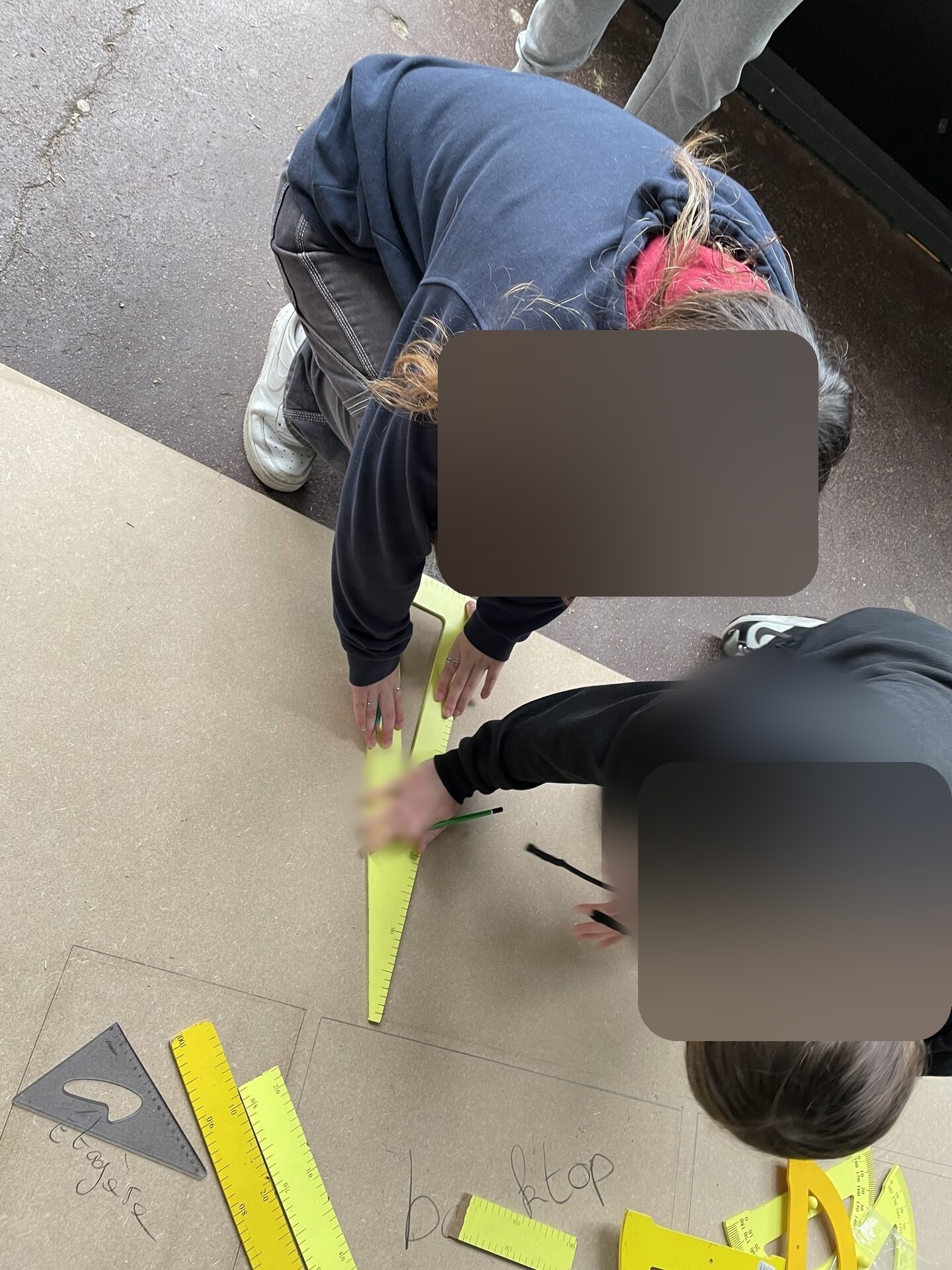 Validation rigoureuse des lignes de coupe avant usinage